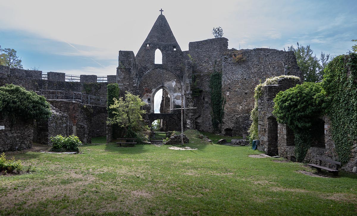 Burghof, Kapelle